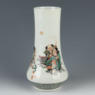 Antique Chinese Color Famille Verte Figures Pattern Porcelain Vase