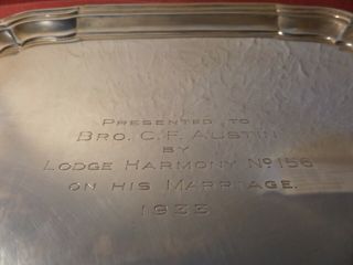 A VERY HEAVY GAUGE LARGE HALLMARKED SOLID SILVER TRAY/SALVER 685 GRAMS 6