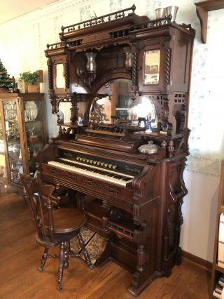 Story & Clark Reed Pump Organ