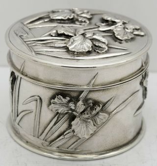 Fine Chinese Export Solid Silver Heavy Chrysanthemum Large Box,  Hungchong 1890