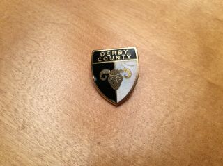 Derby County Fc Vintage Enamel Pin Badge