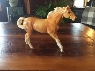 Vintage Lefton’s Japan Ceramic Horse Figurine With Foil Label