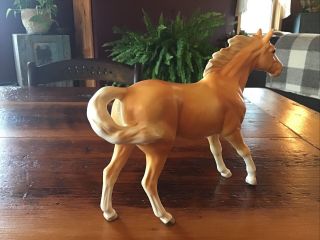 Vintage Lefton’s Japan Ceramic Horse Figurine With Foil Label 2