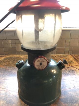 Vintage 1951 Coleman Christmas Lantern 200A 6/51 Sunrise Pyrex Green Red Lamp 2