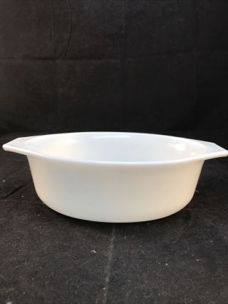 Vintage White Pyrex 043 - 1 1/2 Qt.  Oval Casserole Dish Bowl Bake Cook Eat