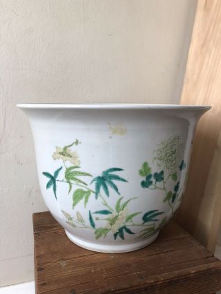 Antique Chinese Famille Rose Porcelain Planter,  Late19th /early 20th C.