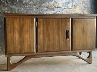 Mid Century Walnut Credenza Sideboard Pearsall Style Base Console Cabinet