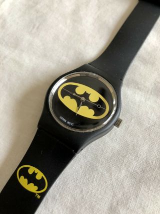 Vintage 1989 Batman Watch Dc Comics Qunitel Most Famous Logo Energizer