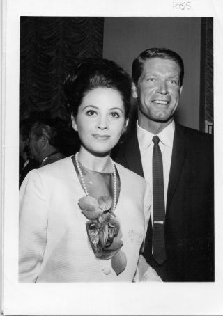 Barbara Parkins World - Exclusive 55 - Year - Old 7x5 " Dated Vintage Photo