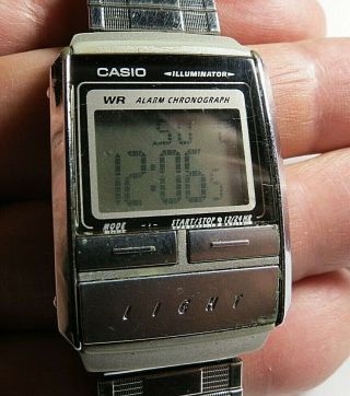 Vintage 1990s Mens Casio A200 Alarm Chrono Futurist Modul Quartz Watch Run