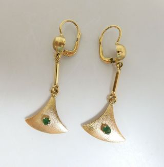 Mid - Century 18K Brushed Yellow Gold Natural Emerald 2 - Inch Long Dangle Earrings 5