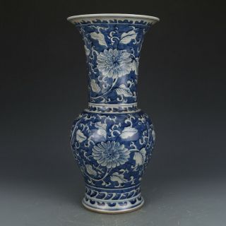 A Pair Fine Chinese Qing Dynasty Kangxi Blue&white Porcelain Peony Vase