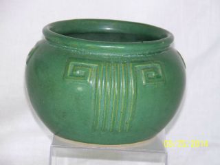 Antique Zanesville 103 Arts & Crafts Matte Green Glaze Art Pottery Bowl Vase