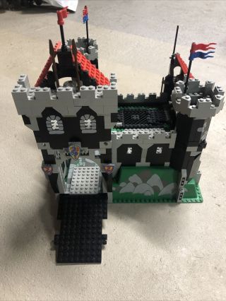 Lego Vintage Castle 6086 Black Knight’s Castle 98 Complete
