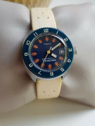 Ladies Vintage Rar Model Timex Divers Style Watch Blue Bezel & Dial 25 Meters