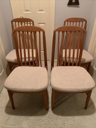 Benny Linden Danish Modern Style 4 Dining Chairs