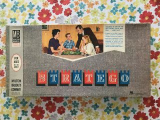 Stratego Board Game Vintage 1962 Milton Bradley Strategy Family Fun Box