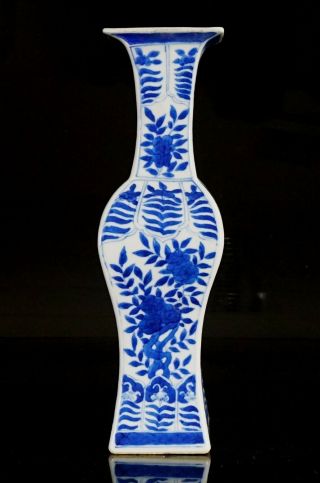 Antique Chinese Blue and White Porcelain Square Shaped Vase 18th/19th C QING 5