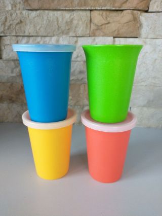 Euc Vtg Tupperware Bell Tumblers 7 Oz Kids Cups Set Of 4 With 3 Lids Model 109
