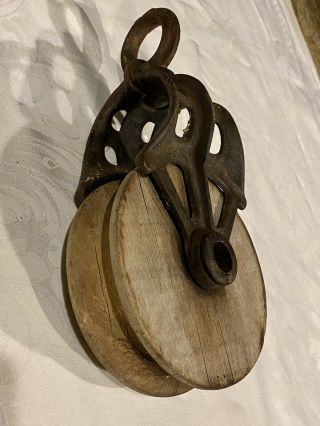 Antique Vintage Myers Ok Barn Pulley Cast Iron Wood Steampunk Great Piece 11”