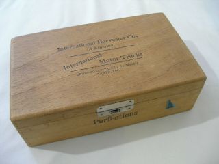 Vintage Wooden Boite Nature Cigar Box - International Harvester Co Of America