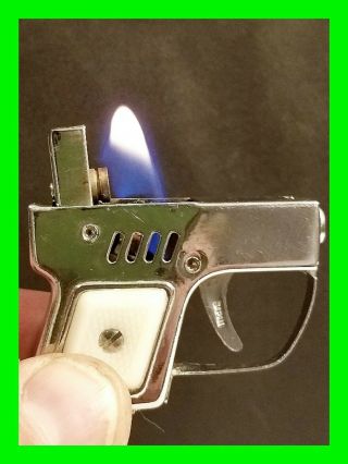 Vintage Petrol Mini Gun /pistol Lighter White Handles Cond 2