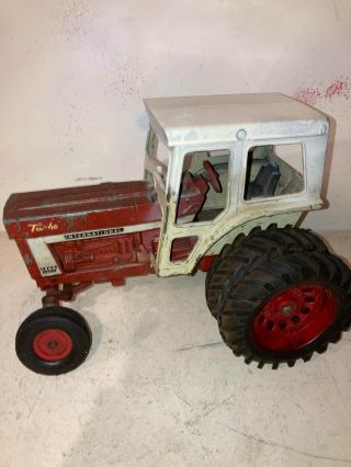 Vintage International 1466 Tractor With Cab Duals 1/16 Wf Ih For Restoration