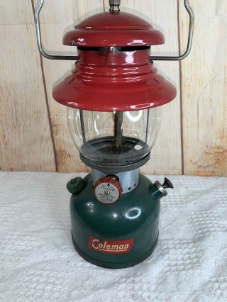 Vintage Coleman Lantern 200a 9/51 Christmas