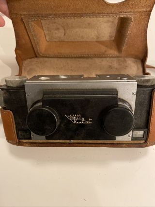 Vintage Realist Stereo Camera With Leather Case And Strap