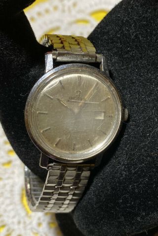 Vintage Ladies Omega Seamaster Swiss Watch.