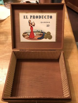 Vintage El Producto Queens Wood Cigar Box Dovetail Corner