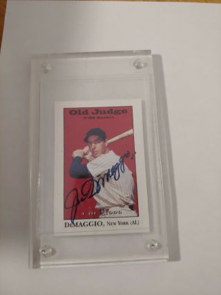 1995 Signature Rookie Old Judge Joe Dimaggio Autographed Card In Case With
