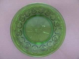 Vintage L.  E.  Smith Dark Green Moon And Star Plate.  Size Is 8 1/4 Inches Across
