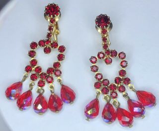 Vintage Gold Tone Red Aurora Borealis Bead & Rhinestone Dangle Clip Earrings 3