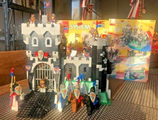 Lego Vintage Castle 6086 Black Knight’s Castle 99.  9 Complete Box Instructions