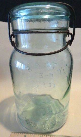 Vintage Green " Atlas E - Z Seal " Quart Canning Jar W/glass Lid & Wire Bail