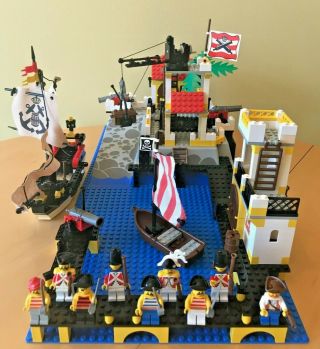 Lego Pirates Set Imperial Trading Post (6277) 99.  9 Complete With Instructions