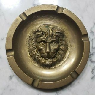 Vintage 1950s Solid Brass Lion Head Ashtray Round Embossed 5.  5 "