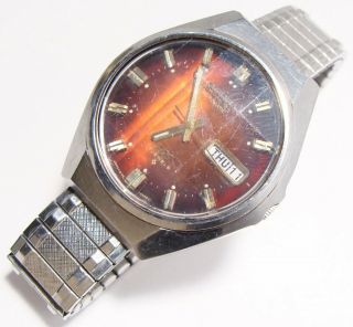 Vintage Seiko Dx Automatic Men’s Watch Red Dial 17 Jewel 8106 - 8989t