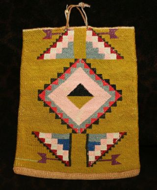 An Antique Nez Perce Plateau Corn Husk Yarn Design Bag 9 3/4 " W X 11 1/2 " H