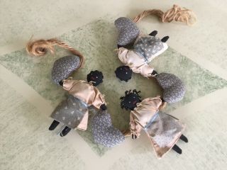 Vintage Mini Cloth Dolls & Hearts Garland Primitive Style Hand Crafted Folk Art
