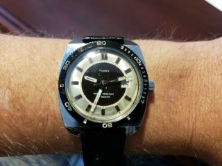 Vintage Timex Mens 1970s Diver Style Automatic Watch.  Runs Fast,  Complete
