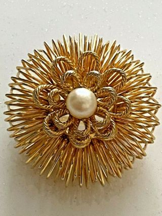 Vintage Goldtone Sunburst Flower Faux Peral Brooch Pin