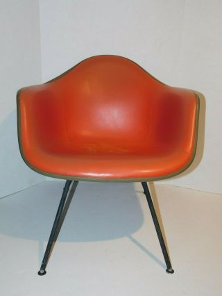 Vtg Herman Miller Fiberglass Shell Upholstered Eames Chair Mid Century Modern