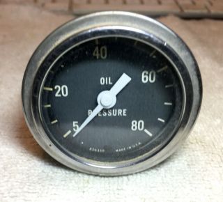 Vintage Stewart Warner 2 - 1/6 " Inch Mechanical Oil Pressure Gauge Sw 826359