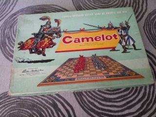 Vintage Camelot Battle Game Of Knights,  Men Parker Brothers 100 Complete 1958