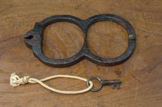 Japanese Antique Iron Handcuffs Edo Period Wg76 Samurai Ninja