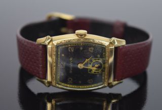 Vintage Art Deco Men’s Bulova 10kt Rolled Gold Tonneau Case Wristwatch Watch