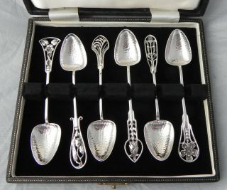 Cased Set 6 Australian Sterling Silver Spoons,  James Linton Arts & Crafts,  11cm