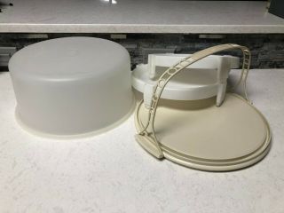 Large Vintage Tupperware Cake Carrier With 2 Divide - A - Rack White/cream Euc